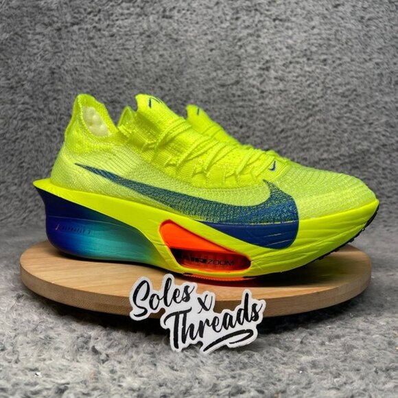 Nike Air Zoom AlphaFly NEXT% 3 'Fast Pack' Size 10 Men Volt FD8311-700 - Picture 2 of 7